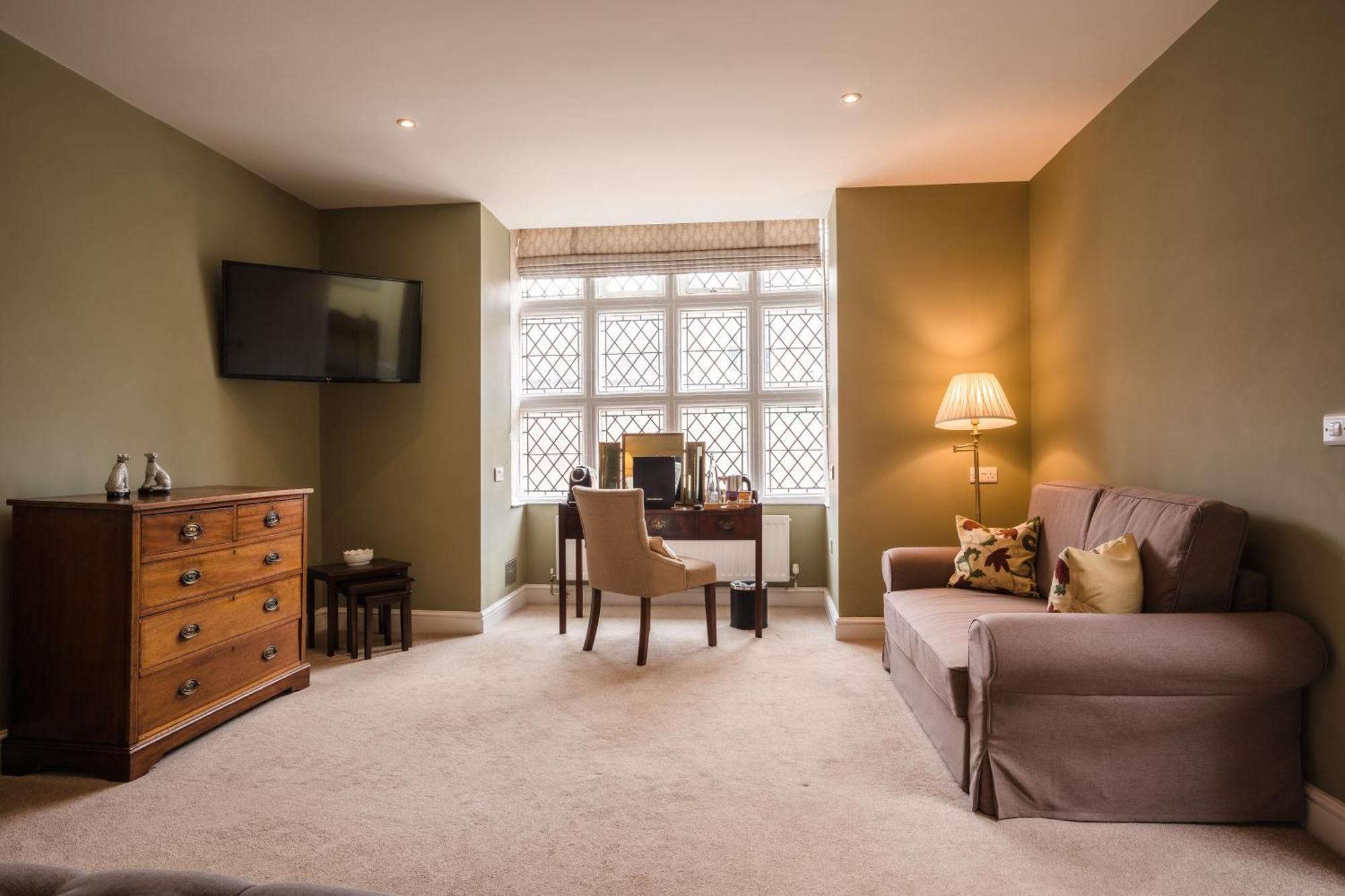 The Loddon Swan Bed & Breakfast エクステリア 写真