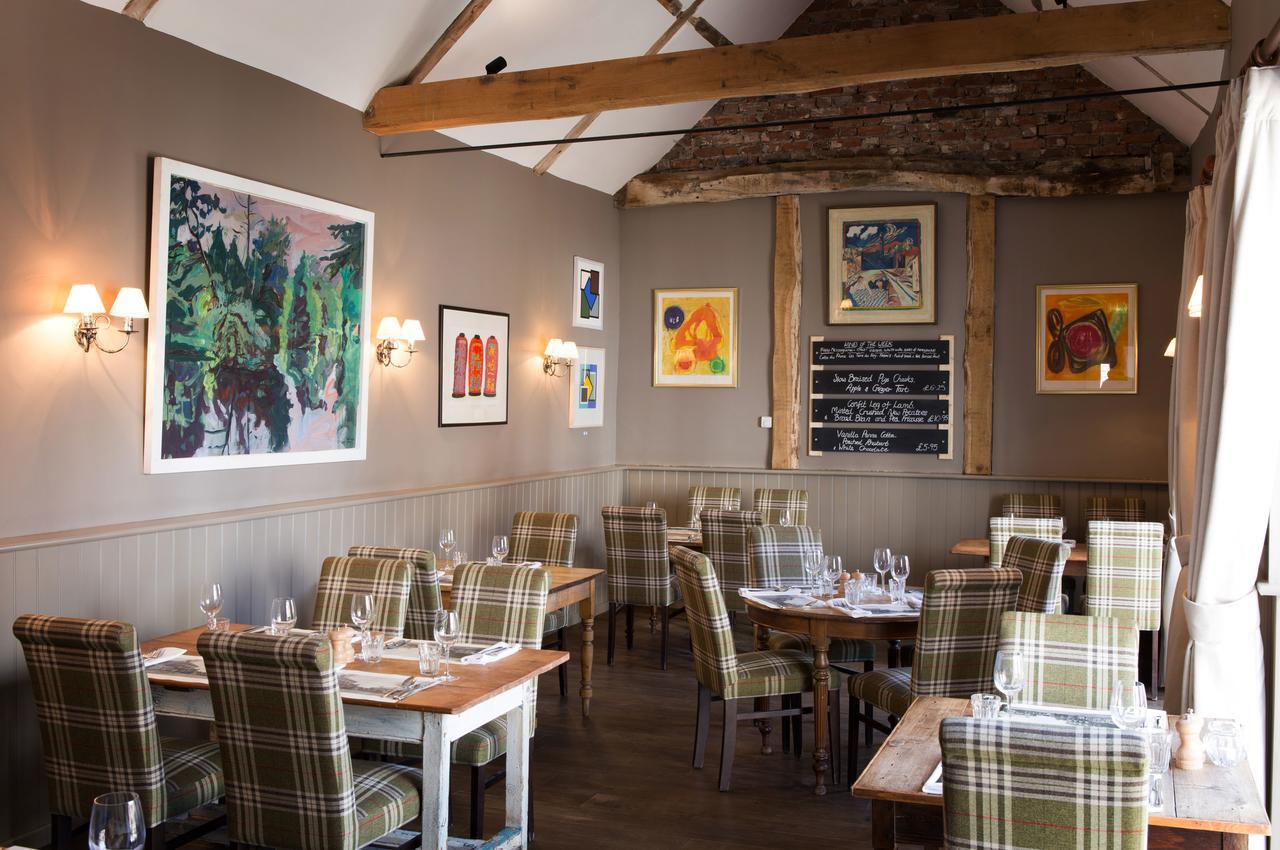 The Loddon Swan Bed & Breakfast エクステリア 写真